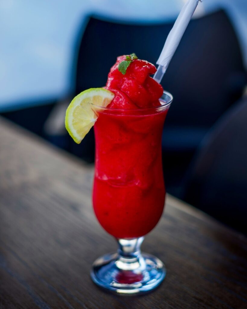 557002792 122265748592027681 82610605102110950 n